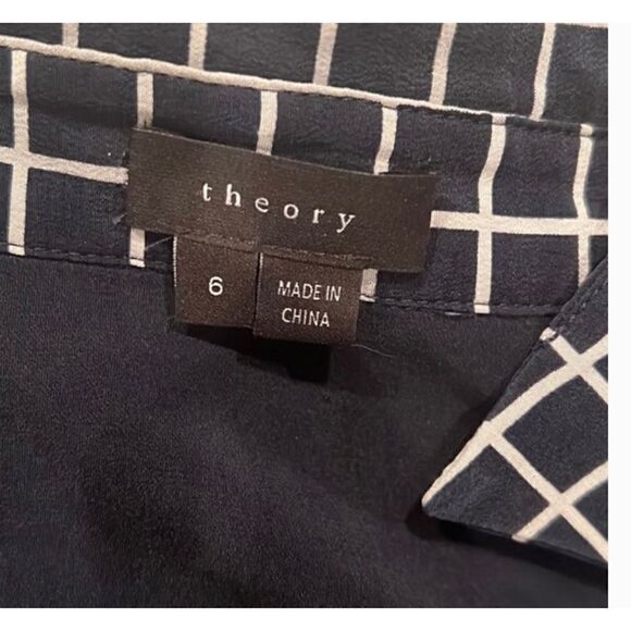 THEORY DARANDA SILK
JUMPSUIT Navy/White size 6 NWOT - Picture 10 of 10